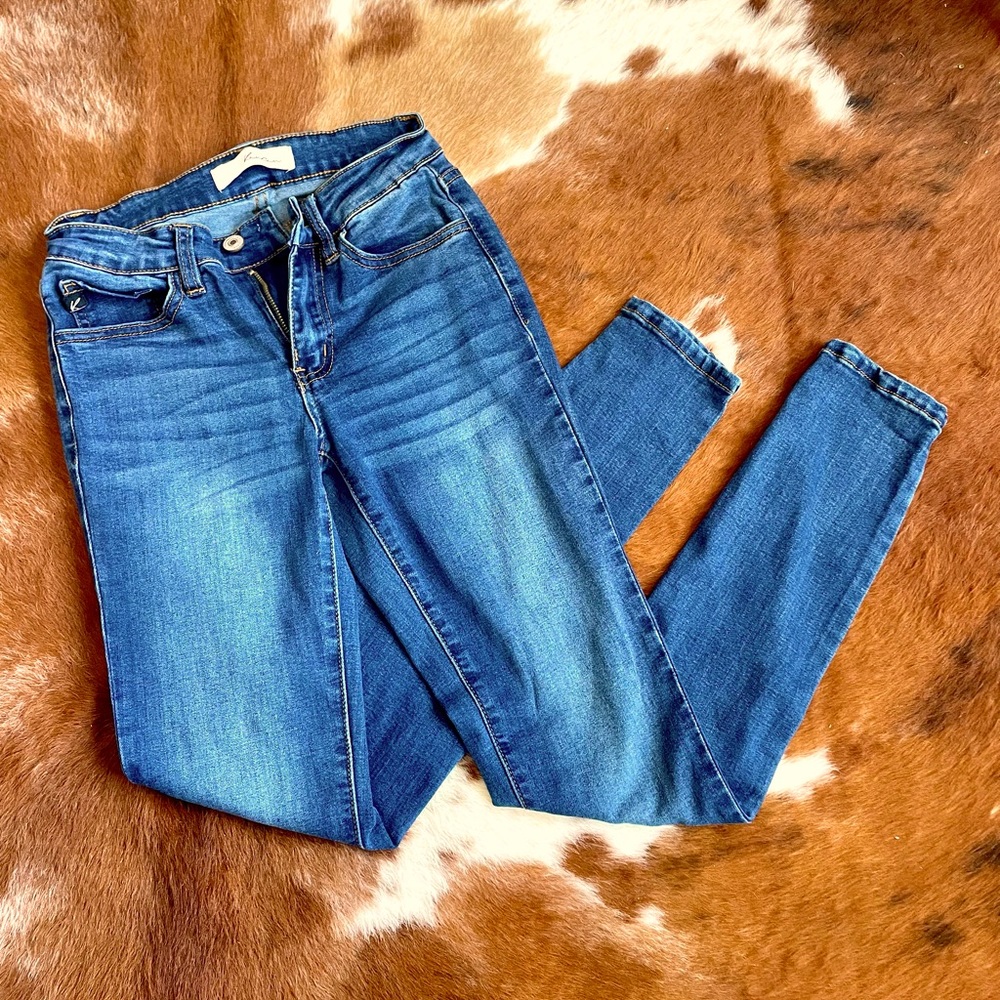 KanCan Skinny Jean, Size 1/24, Medium Wash